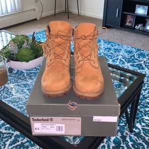 Good Used Condition Mens Wheat Timberlands